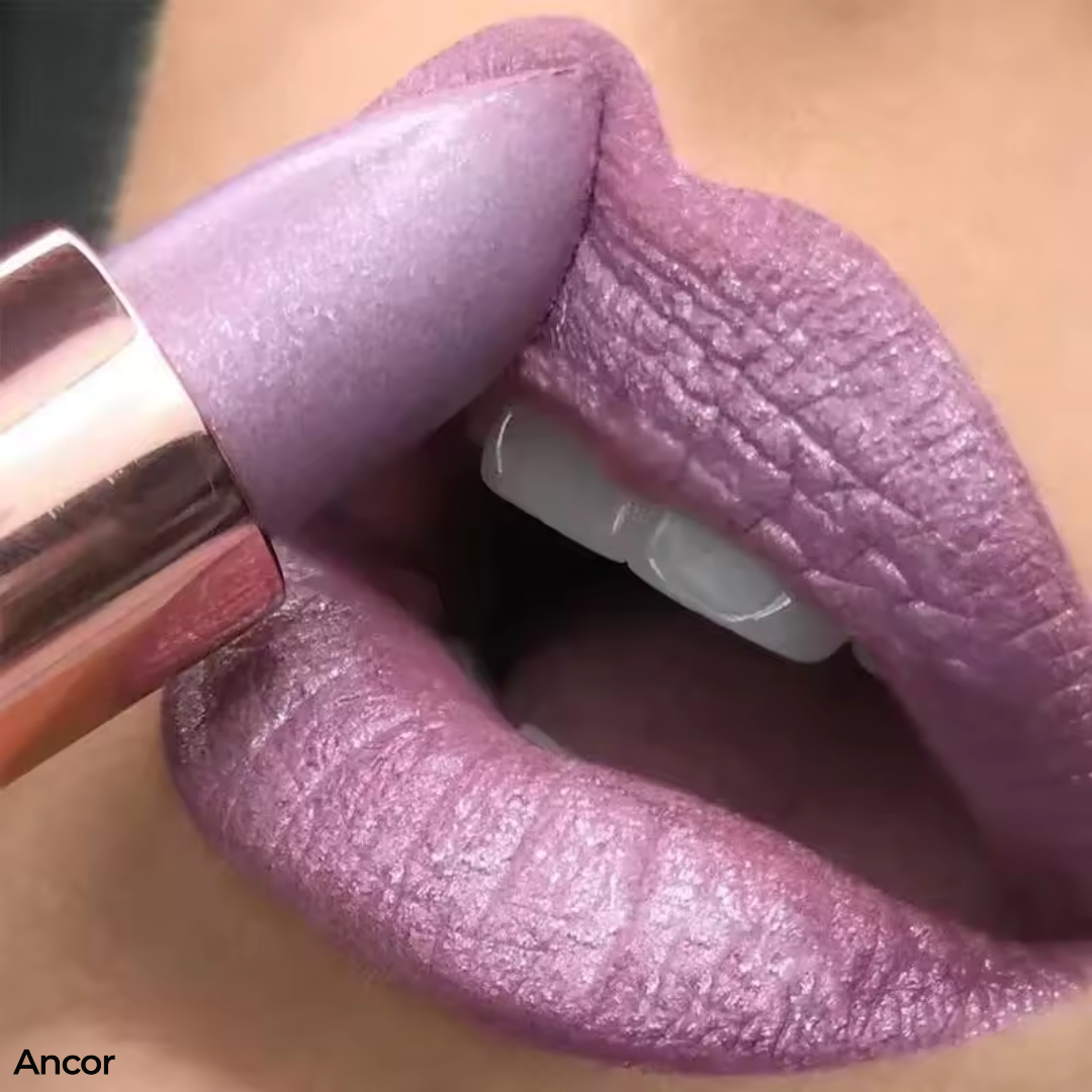 Glitter lipstick